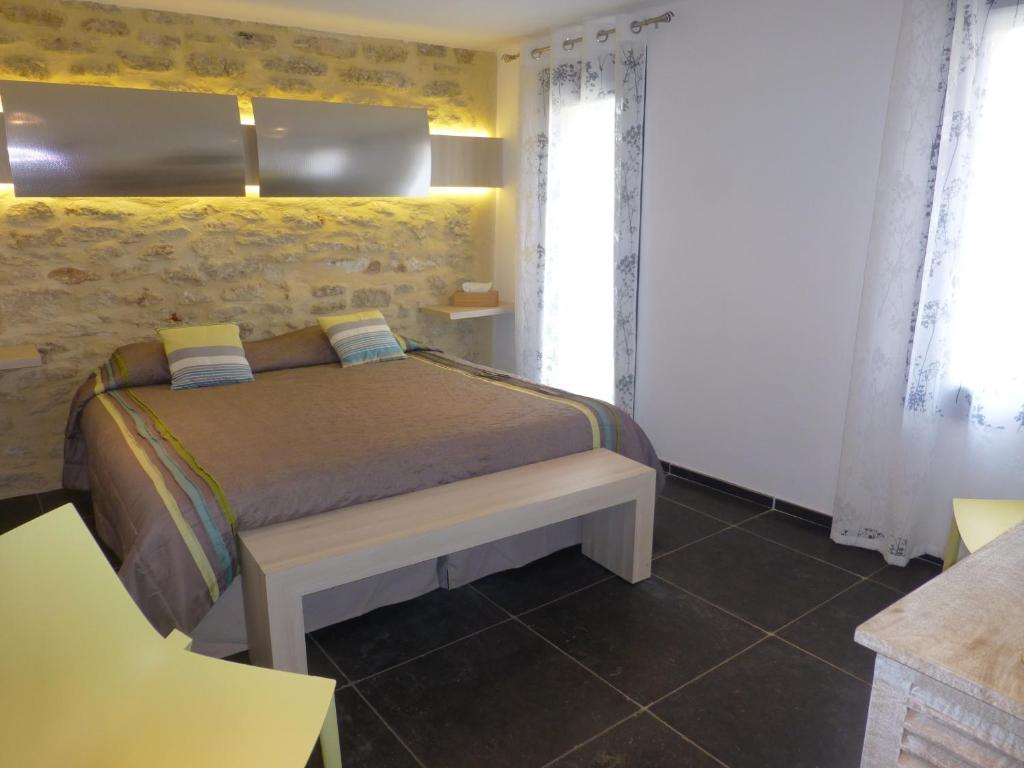 Le Vieux Bistrot Hotel Cabrieres-d'Avignon Phòng bức ảnh