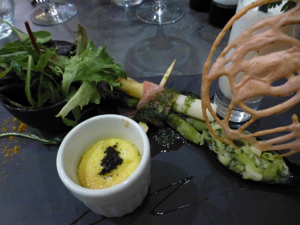 Le Vieux Bistrot Hotel Cabrieres-d'Avignon Ngoại thất bức ảnh